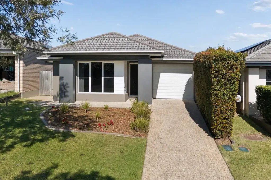 North Lakes 4房 便利地段的现代家庭生活！ Modern Family Living in a Convenient Location!