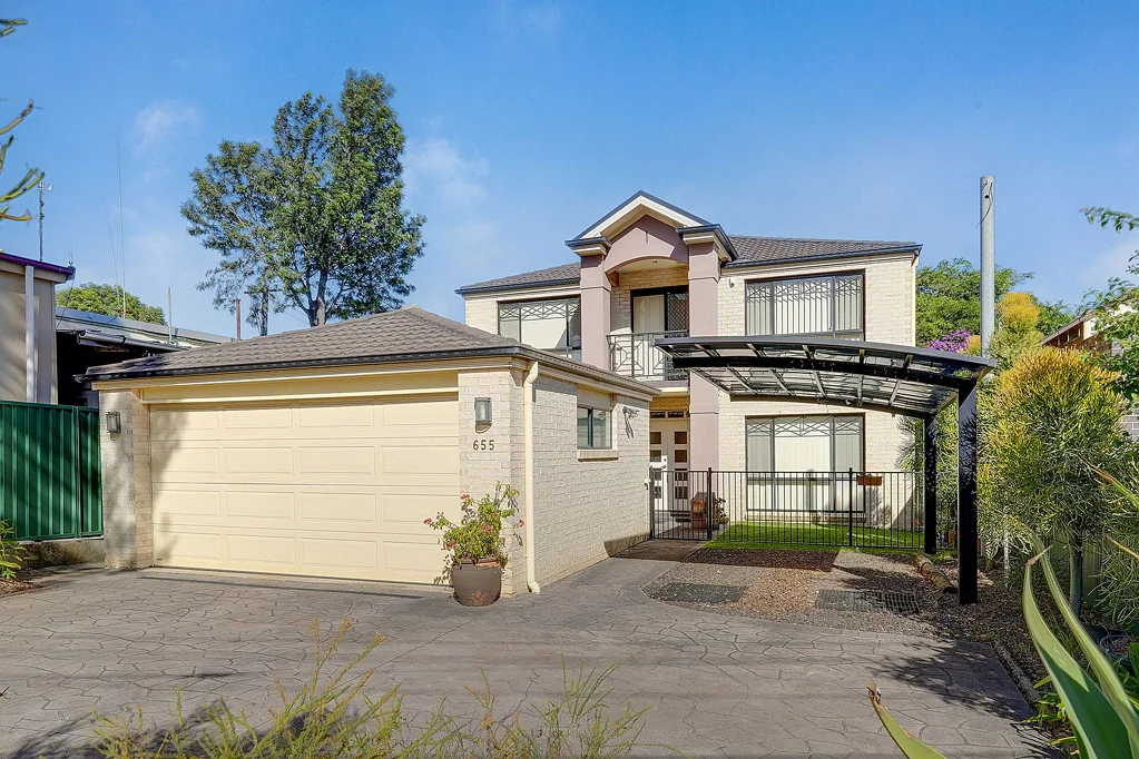 Penshurst 5Zimmer Spacious Family Living with Exceptional Versatility in a Prime Penshurst Setting
