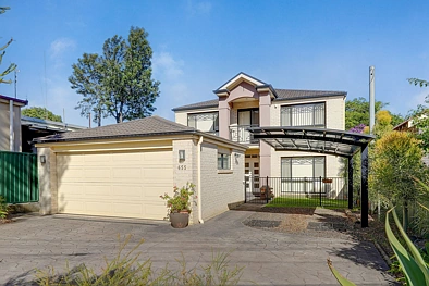 Penshurst 5બેડરૂમ Spacious Family Living with Exceptional Versatility in a Prime Penshurst Setting