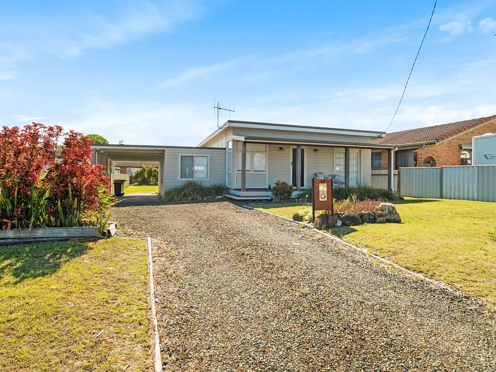 12 Murray Street, Harrington, NSW 2427