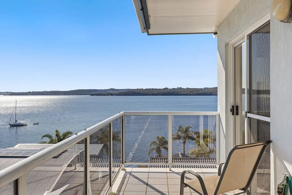 1A/21 Excelsior Parade, Carey Bay, NSW 2283