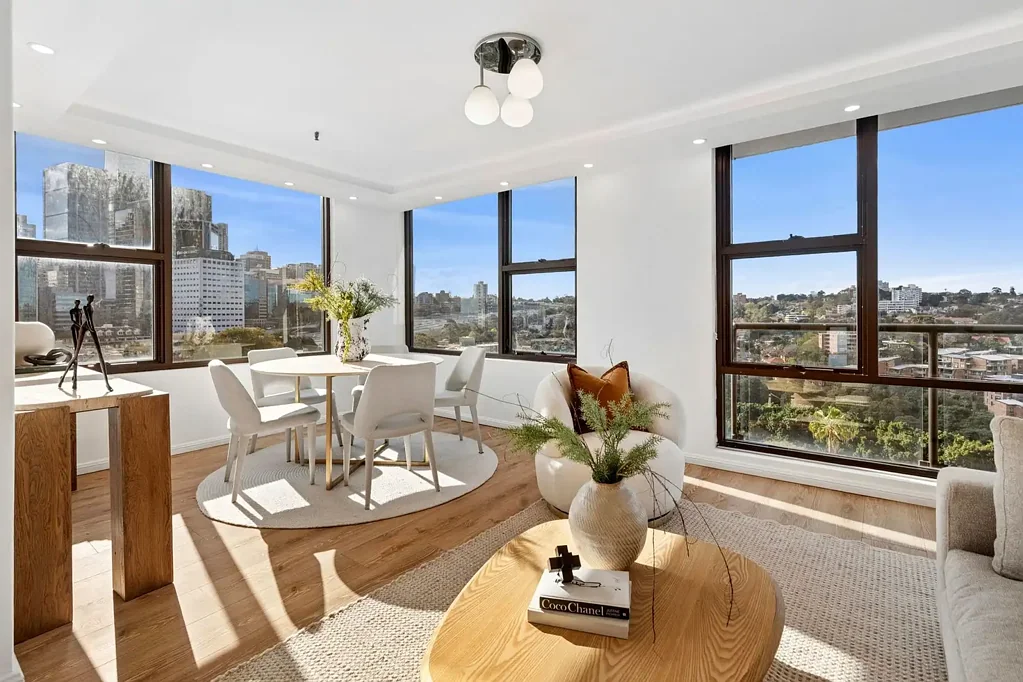 North Sydney 2 Slaapkamer North-facing renovated apartment with panoramic views