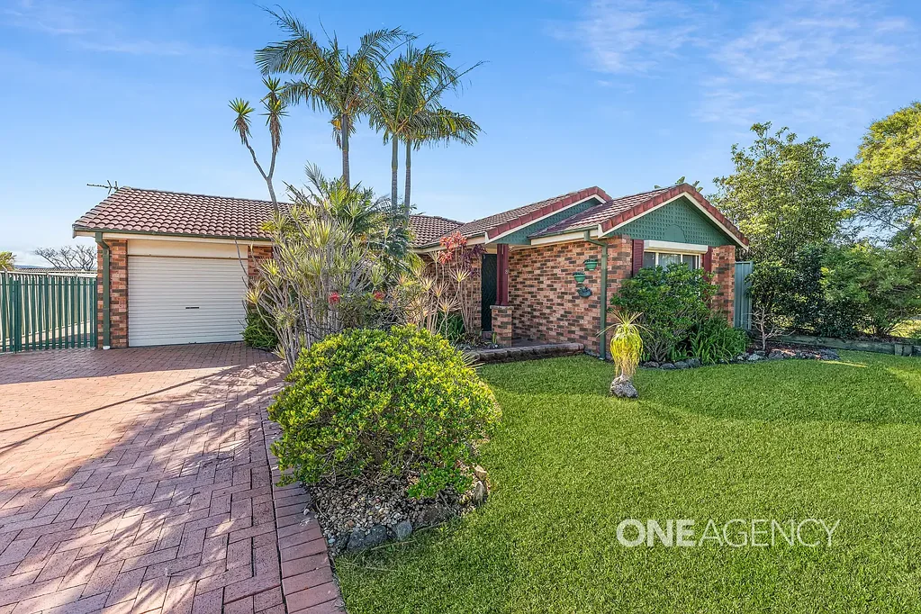 8 Candlebark Street, Albion Park Rail, NSW 2527