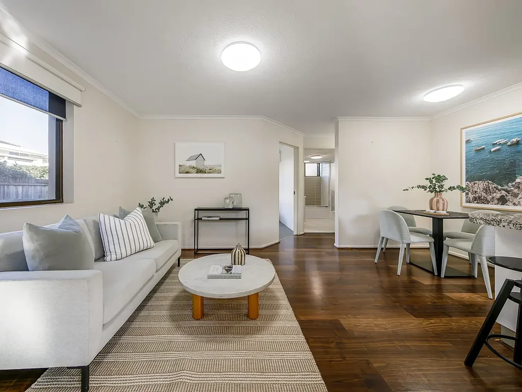 Hamilton 2બેડરૂમ Stylish Ground-Floor Unit with Rare Private Yard