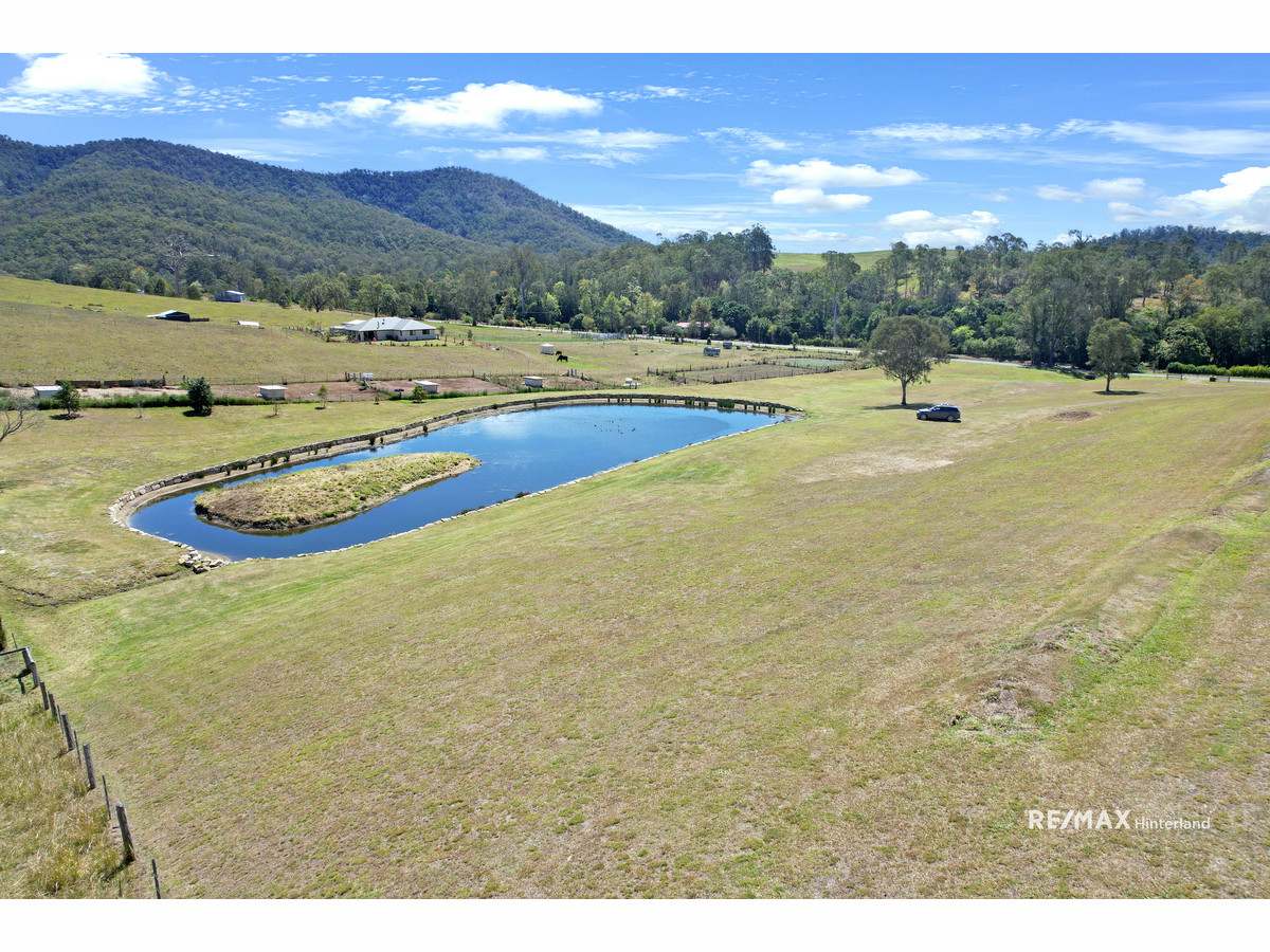 397-405 AHERNS RD, CONONDALE QLD 4552, 0 chambres, 0 salles de bain, Section