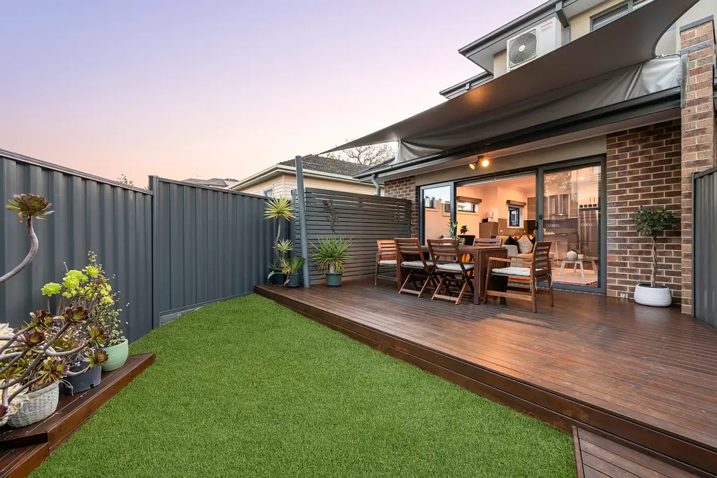 2/4 Leumear Street, Oakleigh East, VIC 3166