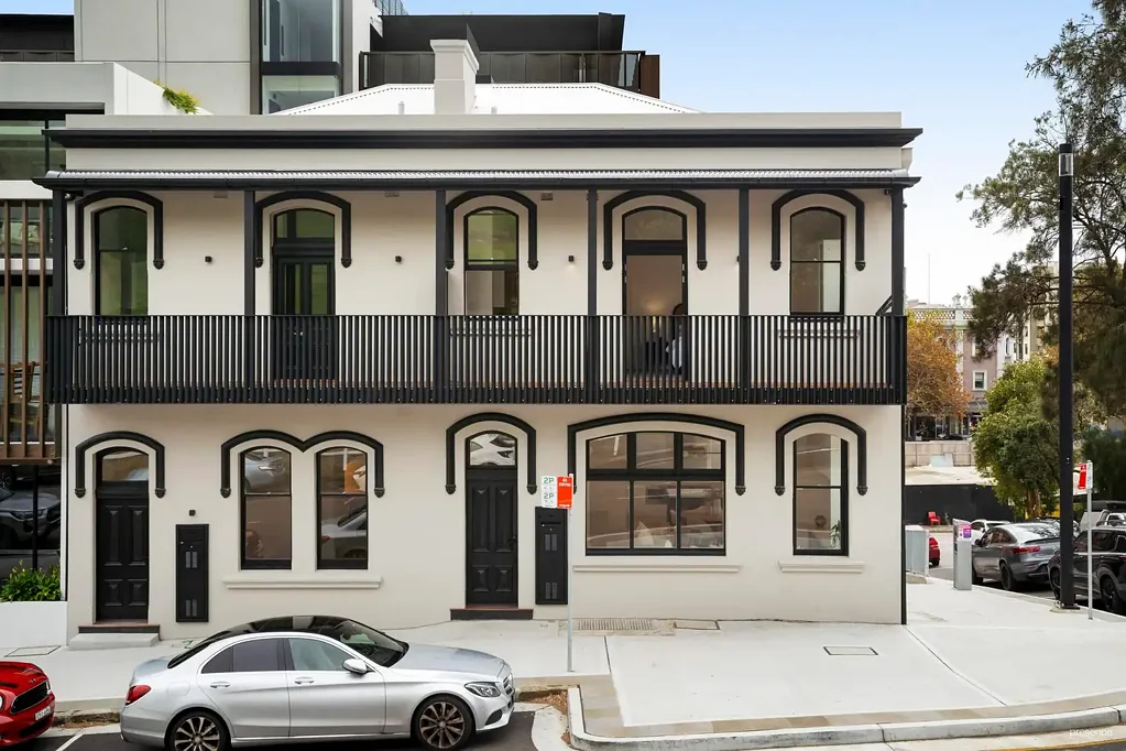 Newcastle 3部屋 Heritage Restored. Modern Living Perfected