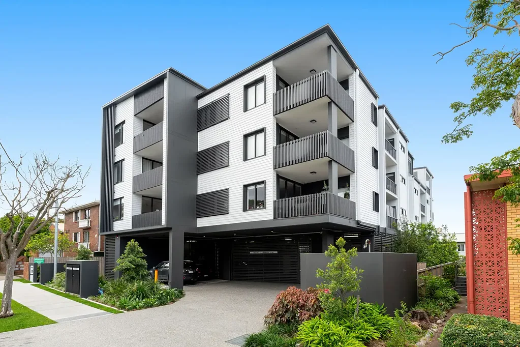 104/92 Victoria Terrace, Greenslopes, QLD 4120
