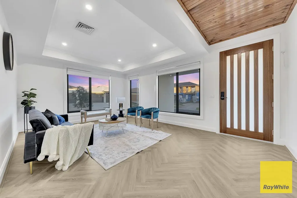 Truganina 4Moenga Luxury Family Living in the Prestigious Truganina..