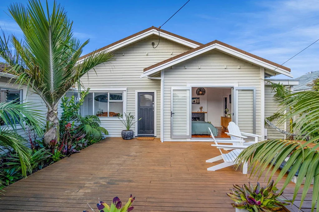 Fitzroy 4ห้องนอน WALK TO THE BEACH, LOVE THE LIFESTYLE