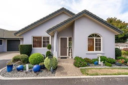 19/16 Rototuna Road, Flagstaff