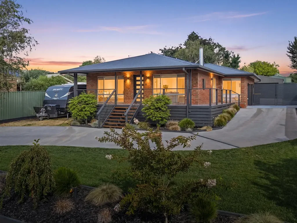 Mansfield 4Habitaciones Elegant Family Home, Meticulously Renovated, Prime Location