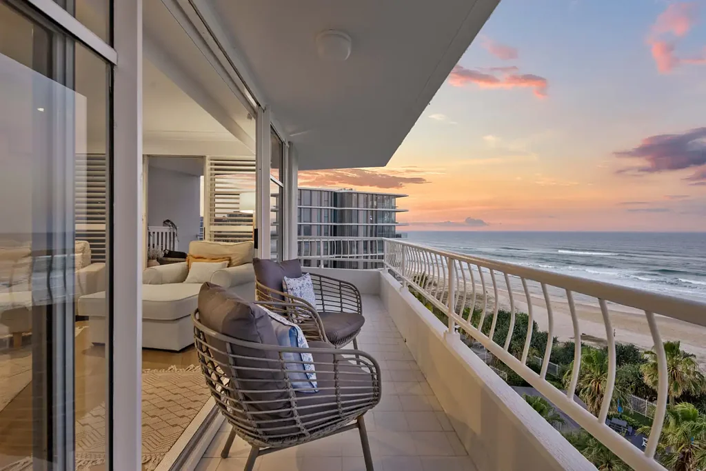 Palm Beach 2कमरा Online Auction Friday 19th September (If Not Sold Prior) Sold Fully Furnished