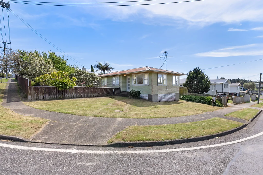 133 Driver Crescent, Cannons Creek, Porirua, Wellington
