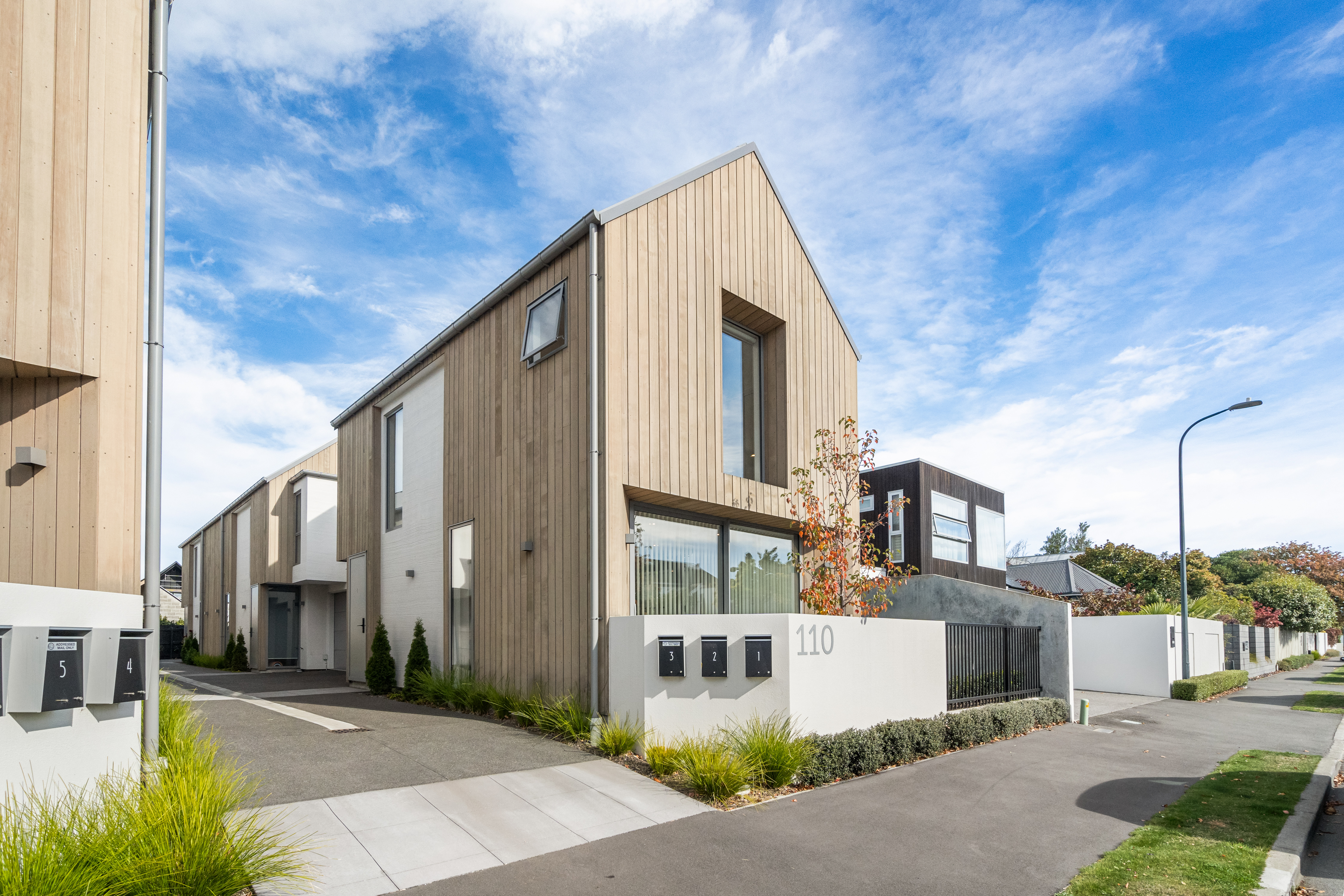 1/110 Aikmans Road, Merivale, Christchurch, 2 Kuwarto, 0 Banyo, Townhouse