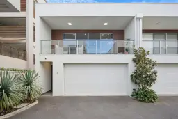 7/5 Patawalonga Frontage, Glenelg North