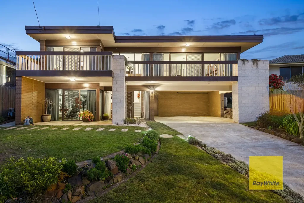 Hamlyn Heights 3 Bedroom Family Comfort with a Holiday-at-Home Vibe