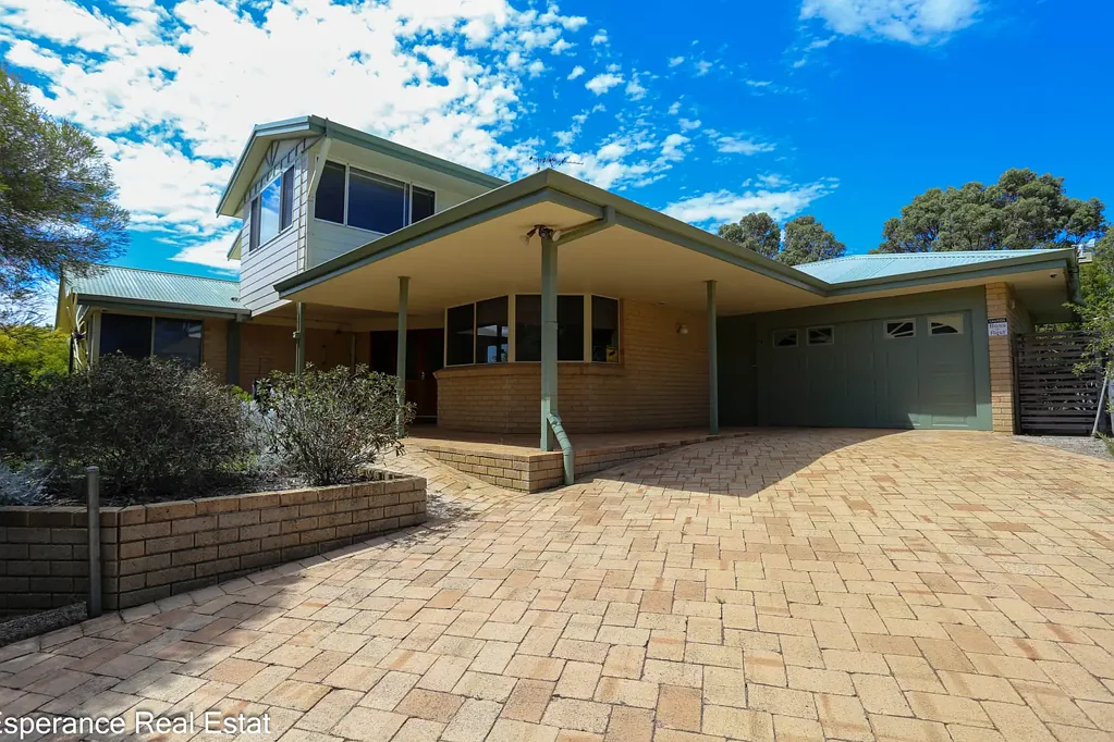 22 Barron Close, Pink Lake, WA 6450
