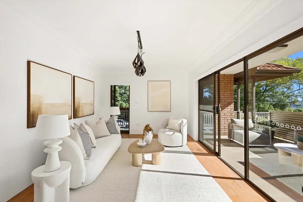 Drummoyne 3房 Drummoyne热门街道 精品公寓楼 采光充足 开放式生活区 精装修厨房 滨水公园近邻 咖啡馆商店便捷 Boutique Bayside Living in a Prime Drummoyne Setting