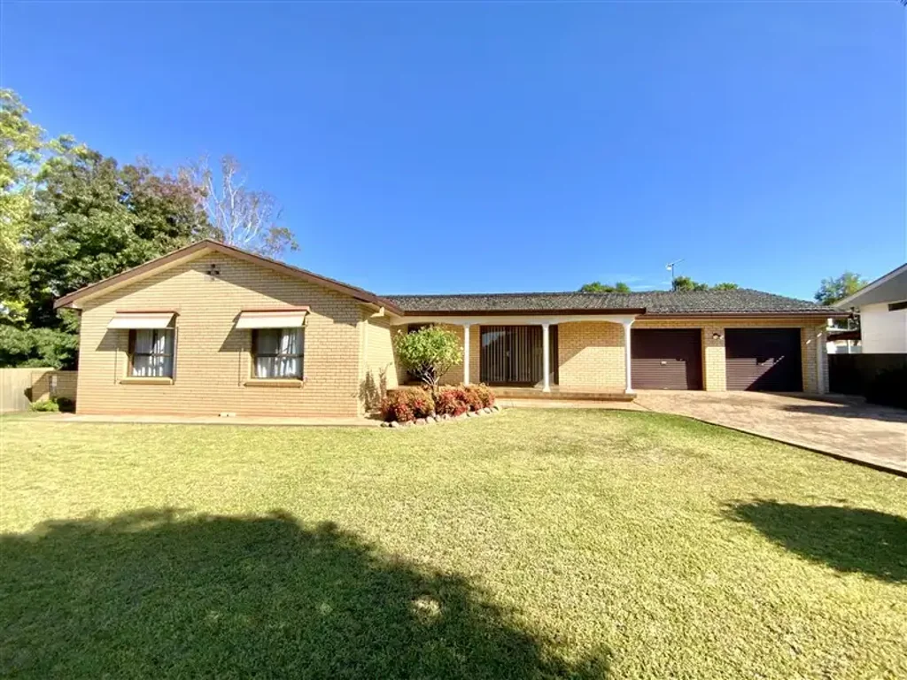 54 Edward Street, Forbes, NSW 2871