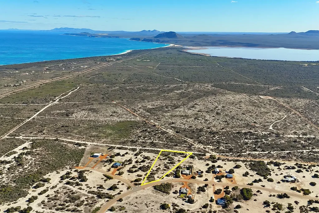 Hopetoun Sell with Robert Miloseski!!
Coastal Lifestyle Block with Stunning East Mount Ba