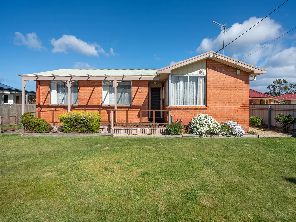 19 Charles Street, Triabunna, TAS 7190