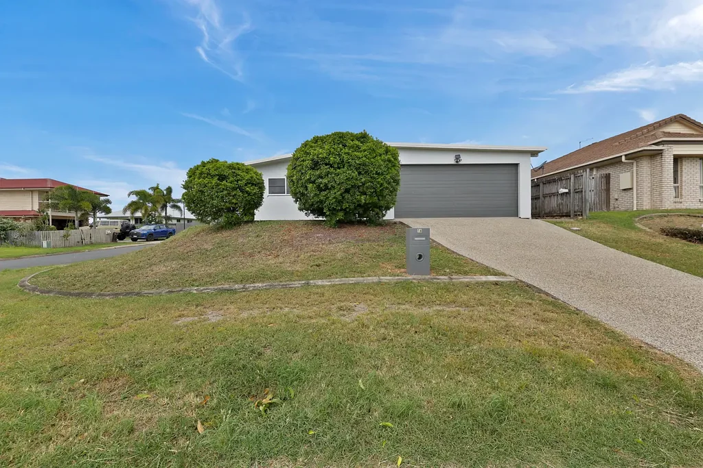 Comfortable & Convenient Family Living in Bucasia