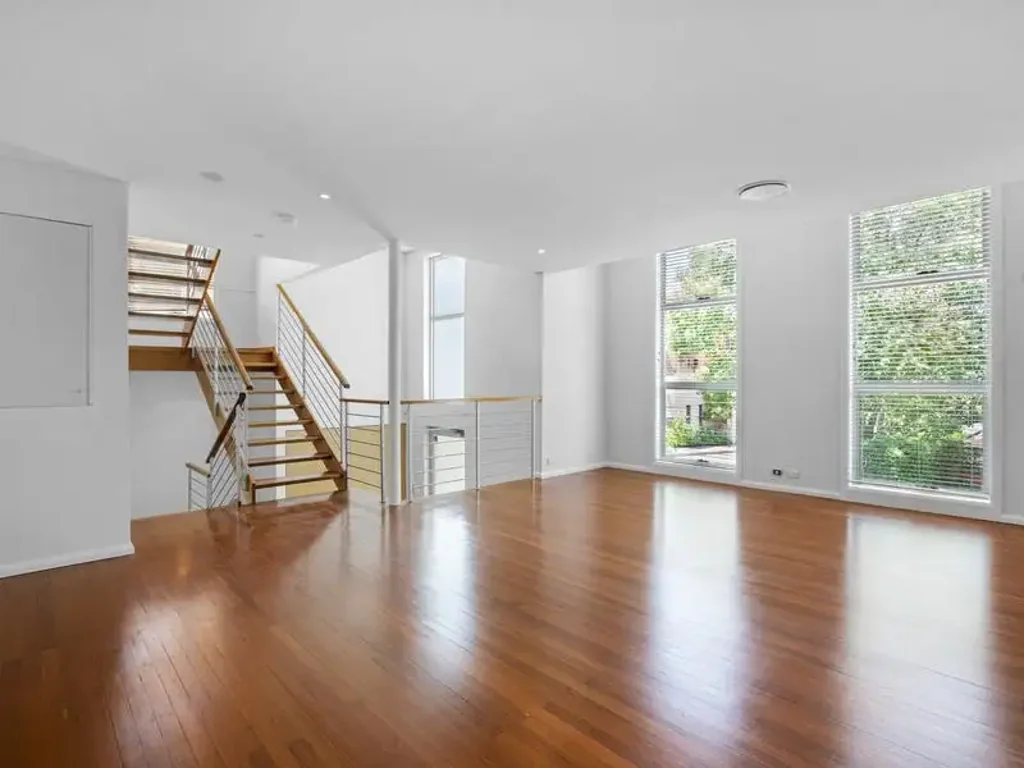 Stylish Three-Level Townhouse in a Prime Balmain Location
