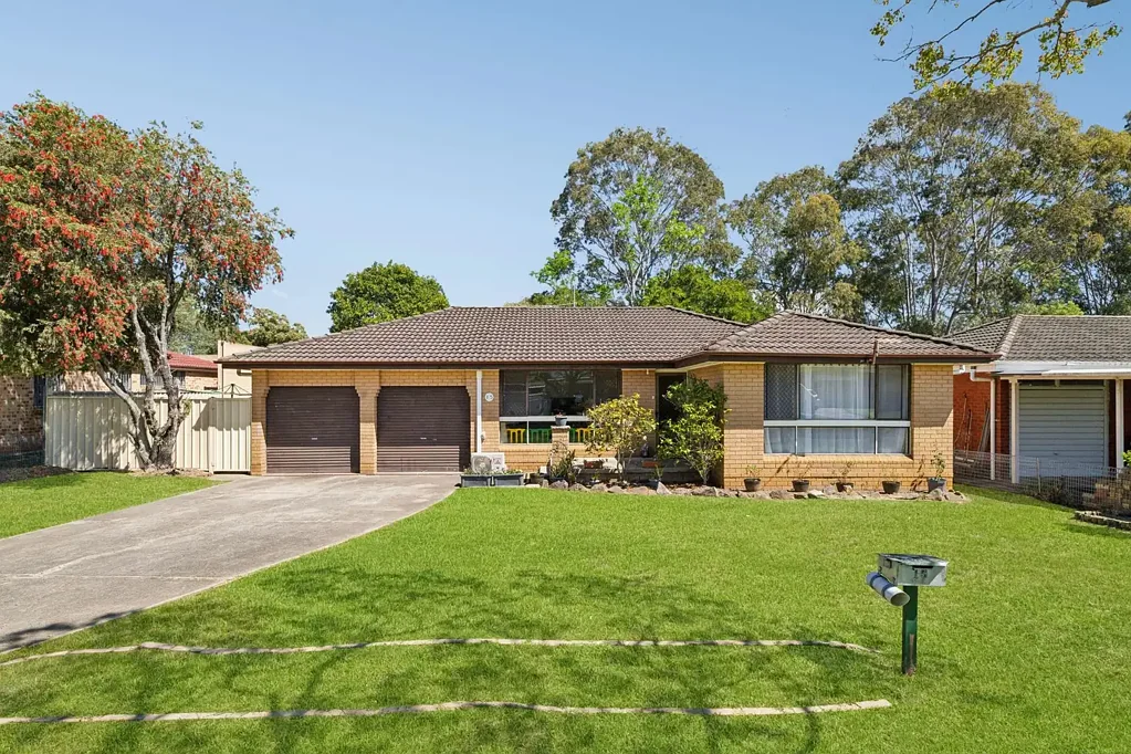 15 Forbes Place, Leumeah, NSW 2560