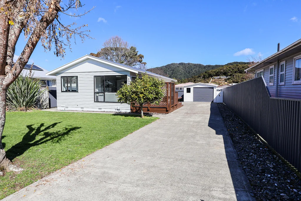 Wainuiomata 3 Slaapkamer Ready To Move In