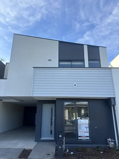 10 Blossom Drive, Darley, VIC 3340, 3 Bedrooms, 2 Bathrooms, Townhouse