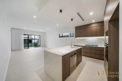 Address Withheld, Merrylands, NSW 2160, 5 habitaciones, 3 baños, Apartment