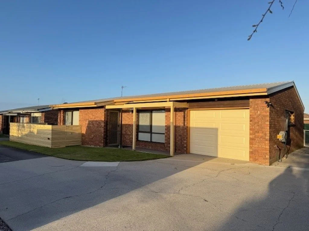 2/5 Bernon Court, Devonport, TAS 7310