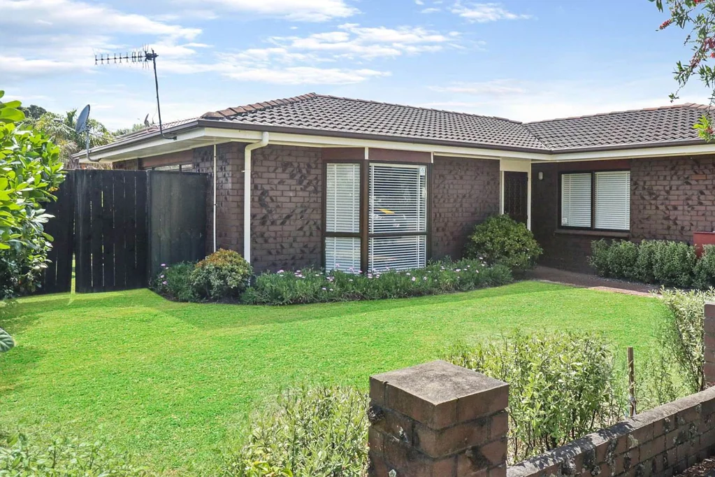 Two Bedroom in Greenlane