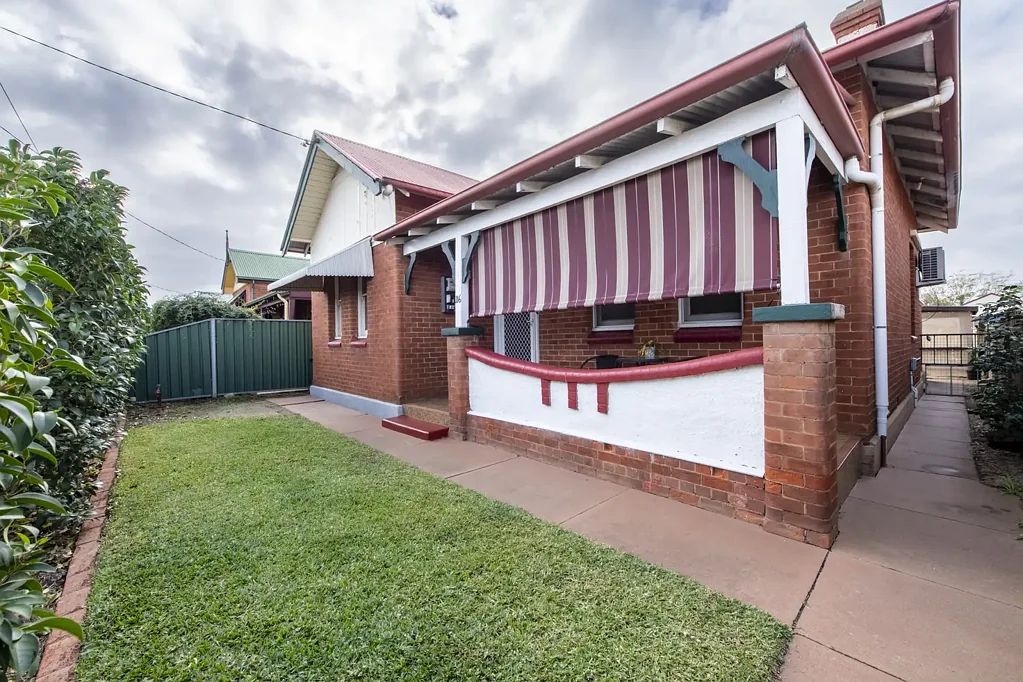 Dubbo 3कमरा Classic Californian Bungalow Near the CBD