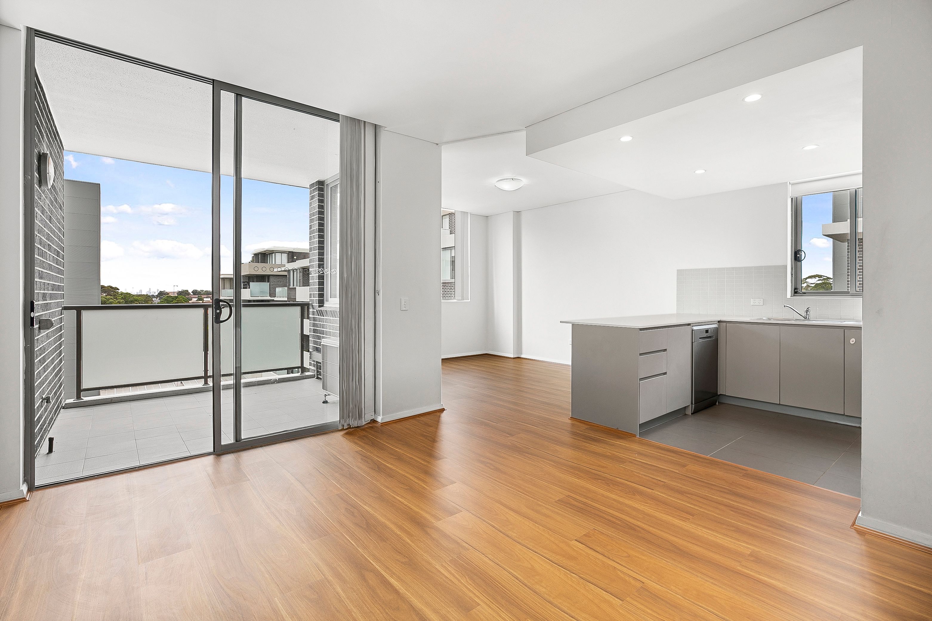 BROADWAY APARTMENTS 20 MATTHEWS ST, PUNCHBOWL NSW 2196, 0房, 0浴, Unit