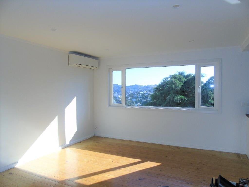 17 Chetwode Grove, Newlands, Wellington, 2 phòng ngủ, 1 phòng tắm