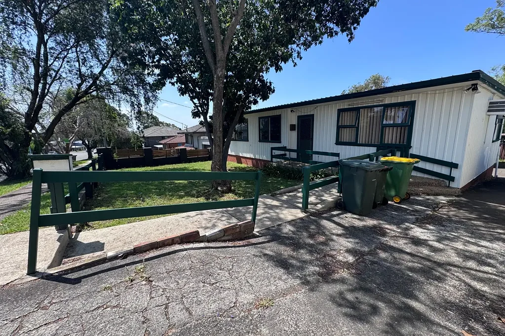 Conveniently located in the quiet streets of Constitution Hill