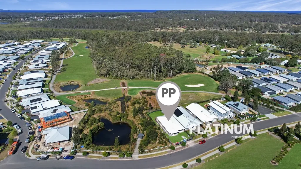 Sussex Inlet 4房  Brand new, turnkey ready right on the golf course