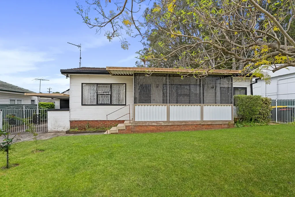 60 Fawcett Street, Glenfield, NSW 2167