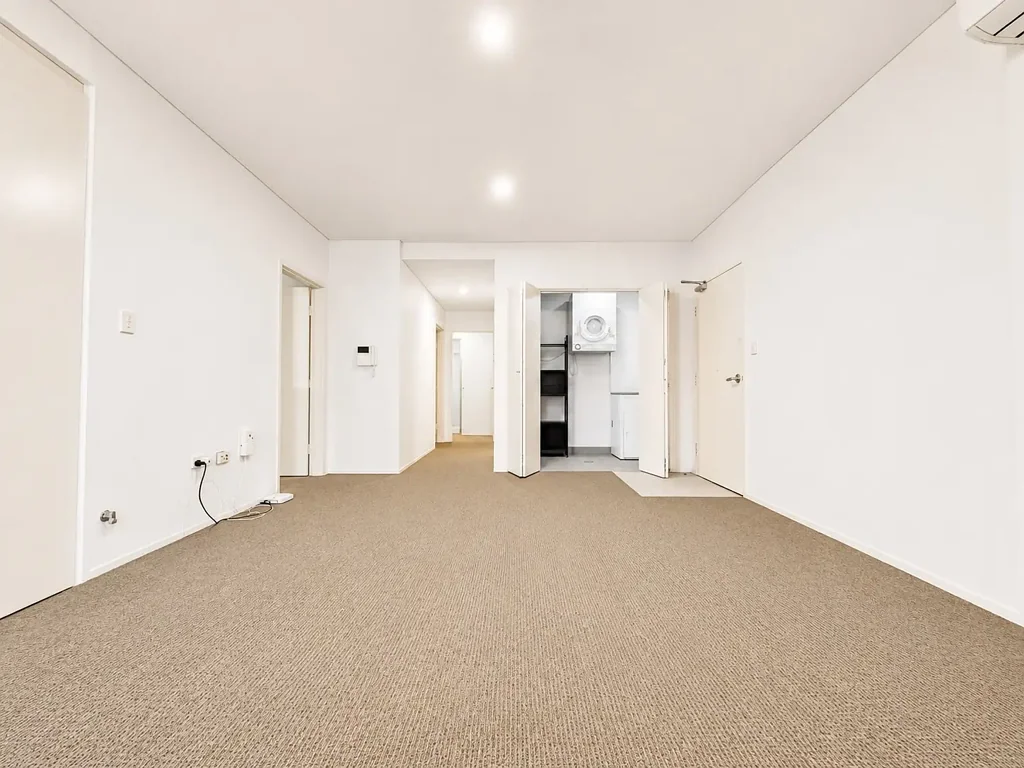 Modern 3 Bed Apartment in PRIME LOCATION OF ARNCLIFFE