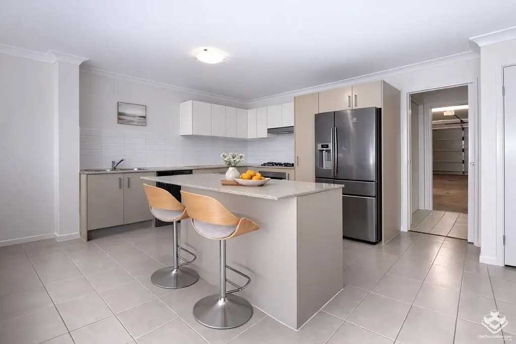 Mango Hill 3chambre Freshly Revitalised Townhouse with Resort-Style Living