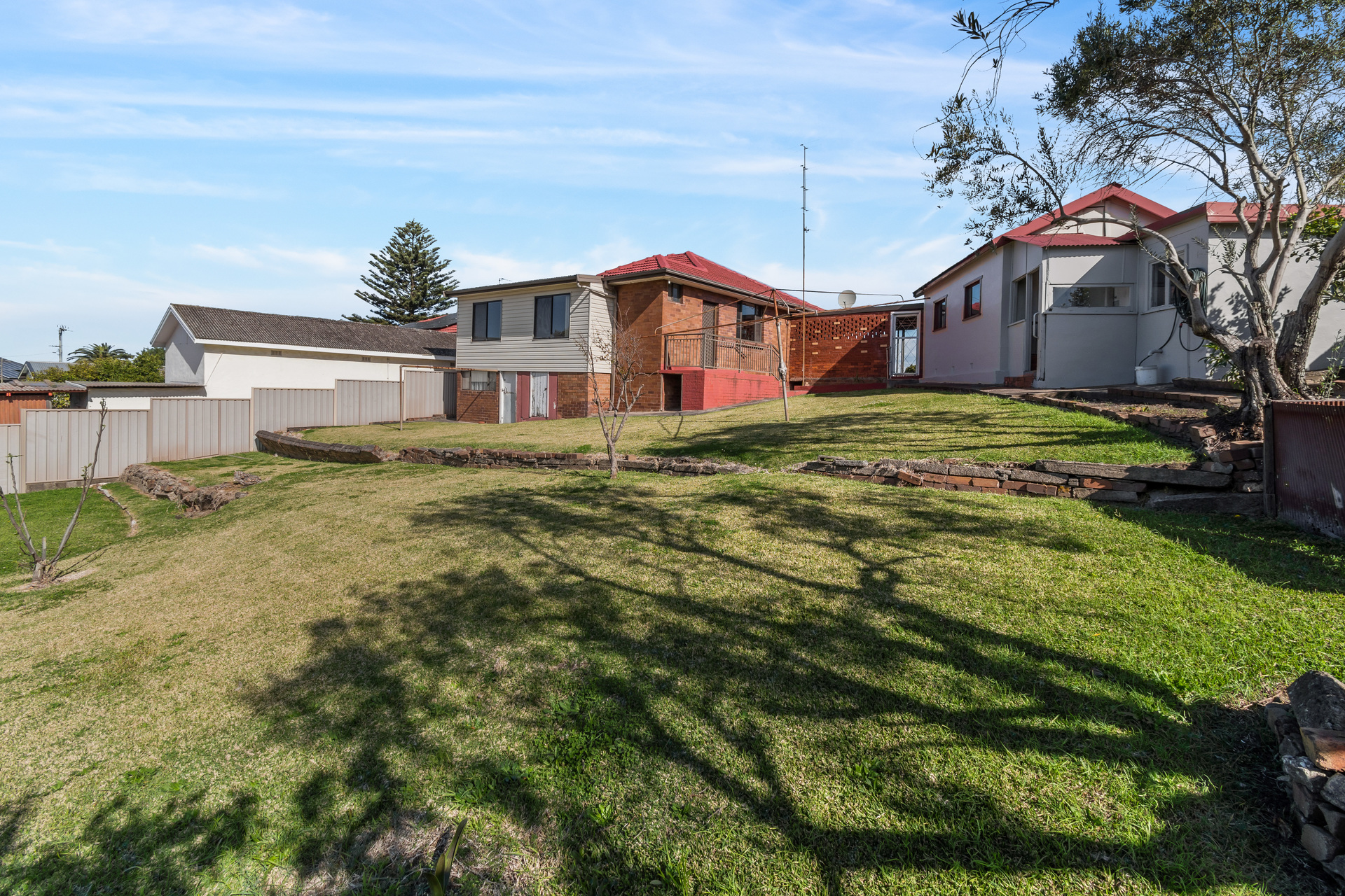 13 BUENA VISTA AV, LAKE HEIGHTS NSW 2502, 0房, 0浴, House