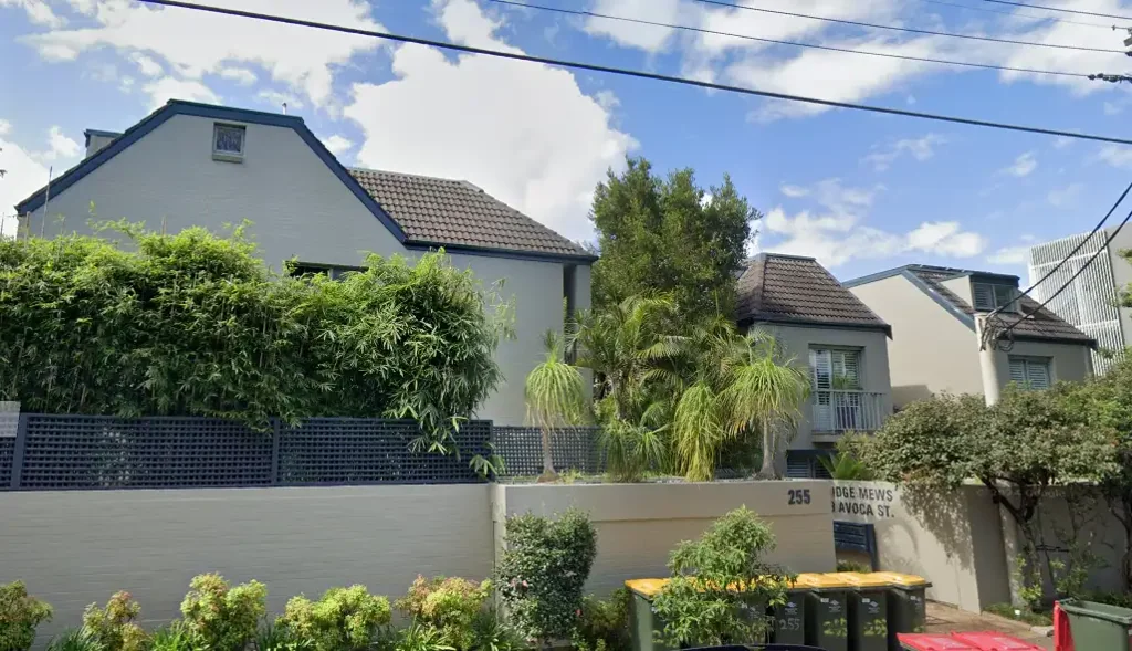 Spacious Four-Bedroom Townhouse in Prime Randwick Location!