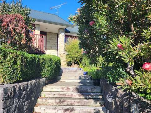Opaheke - Rural Location - Fabulous Views
