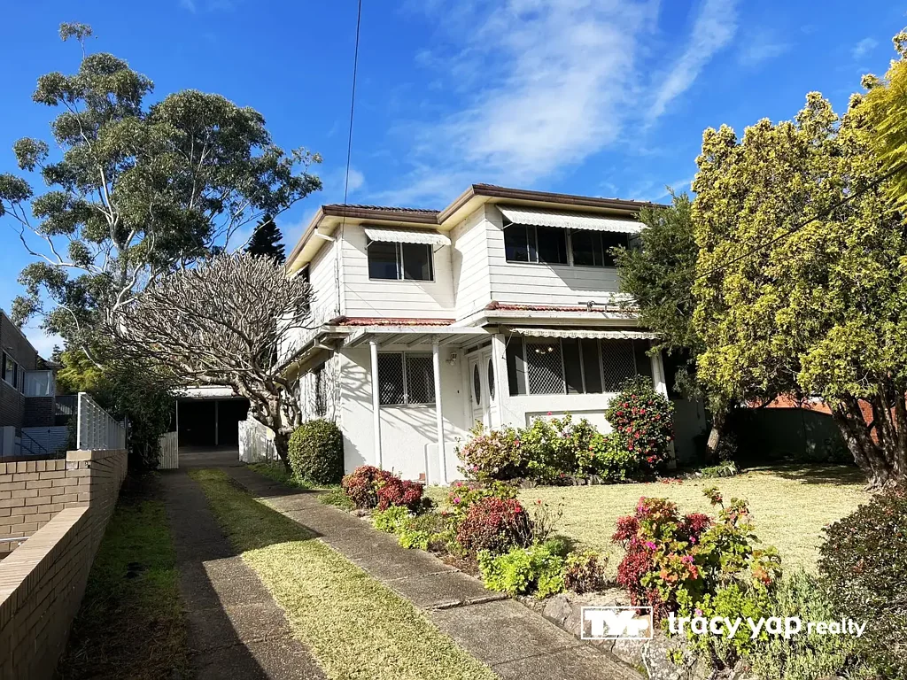 OPEN HOME CANCEL 5 Bedroom House in Prime Location