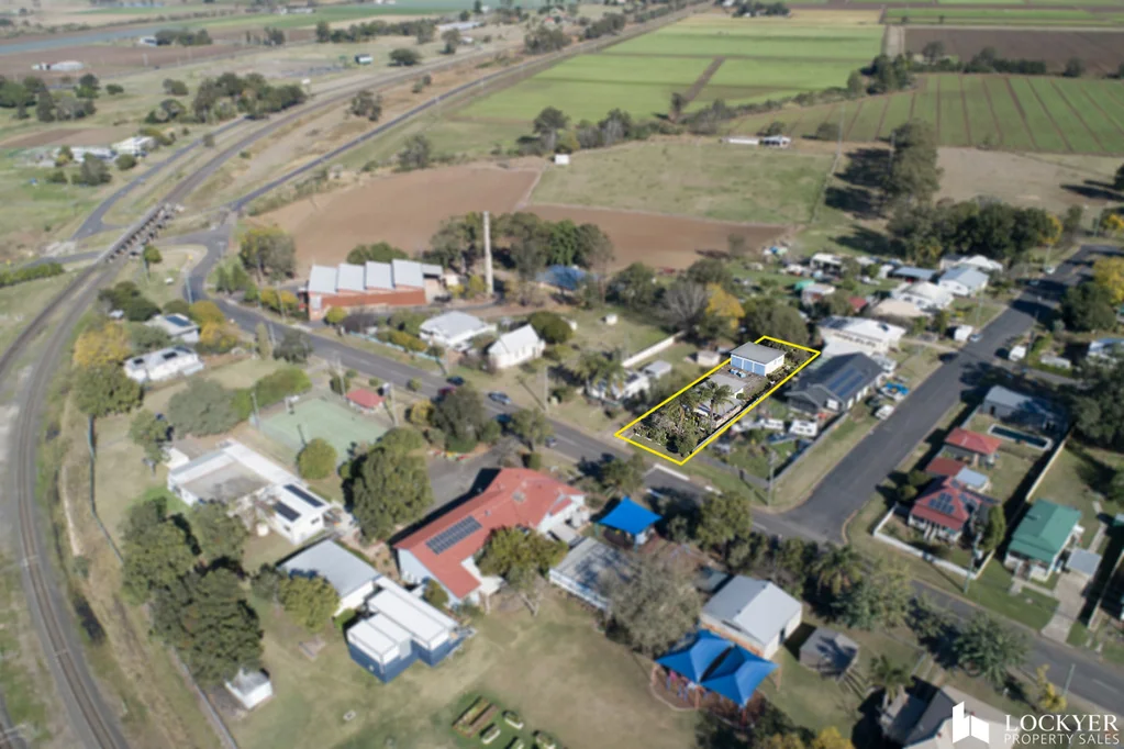 18 Victor Street, Grantham, QLD 4347
