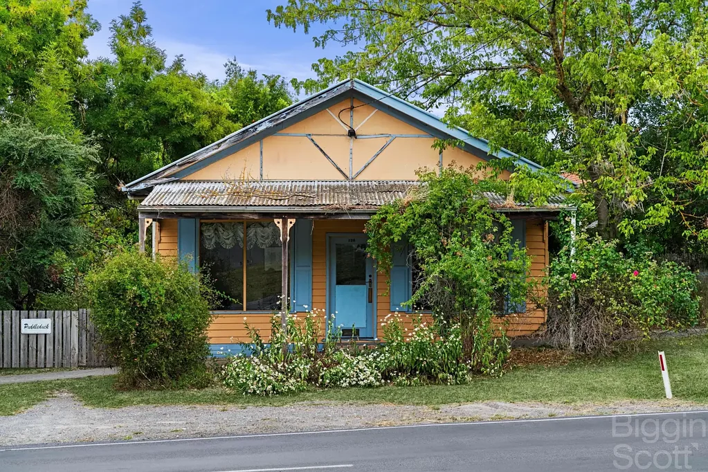 Daylesford 2 Bedroom Puddleduck is Ready for a New Story