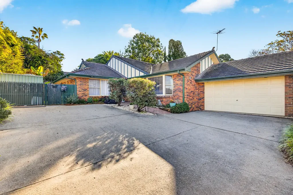 Baulkham Hills 3 Bedroom Single Level Renovated Duplex - No Strata