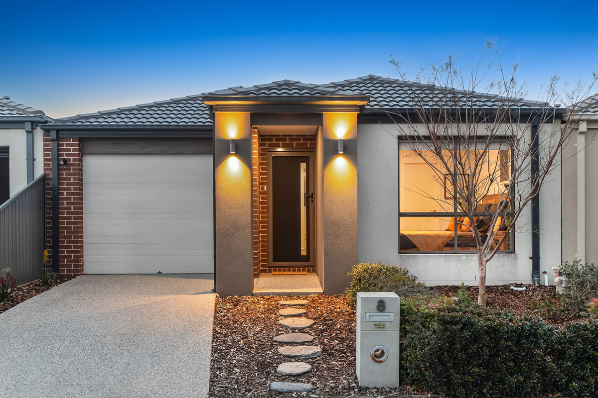 8 PRENDERGAST AV, CRANBOURNE EAST VIC 3977, 0 غرف, 0 حمامات, House